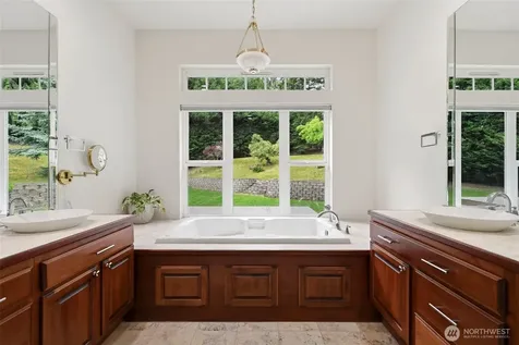 13503 110th Street Ct E Puyallup WA 98374