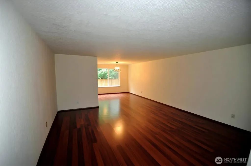 23525 SE 32nd Way Sammamish WA 98029