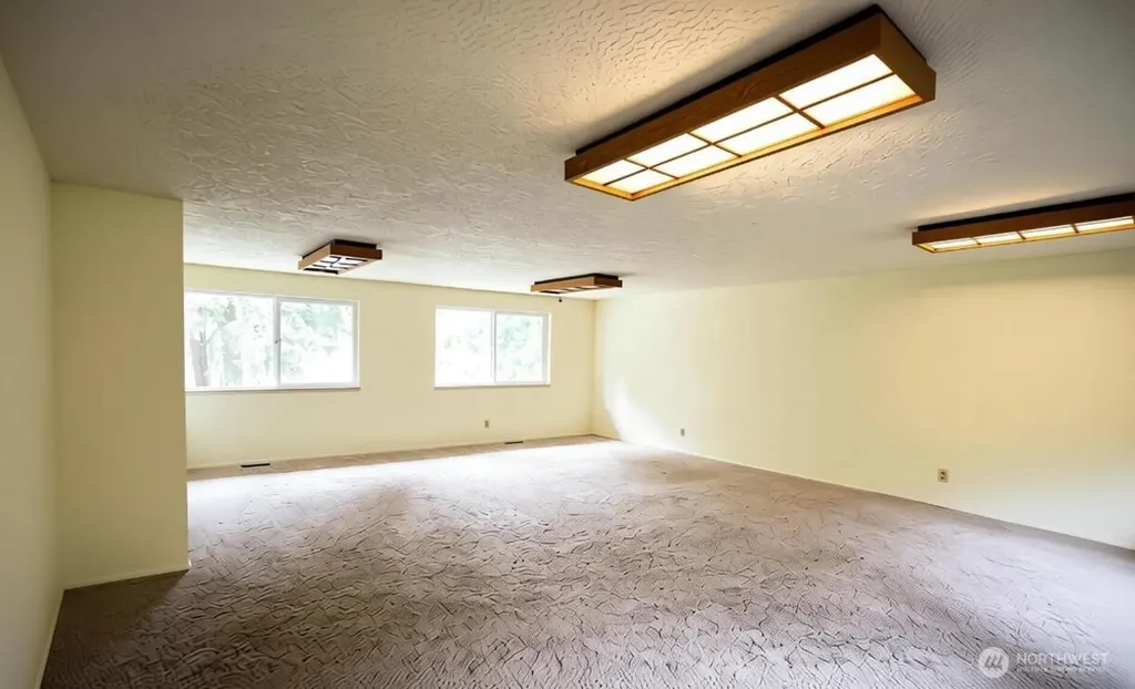 23525 SE 32nd Way Sammamish WA 98029