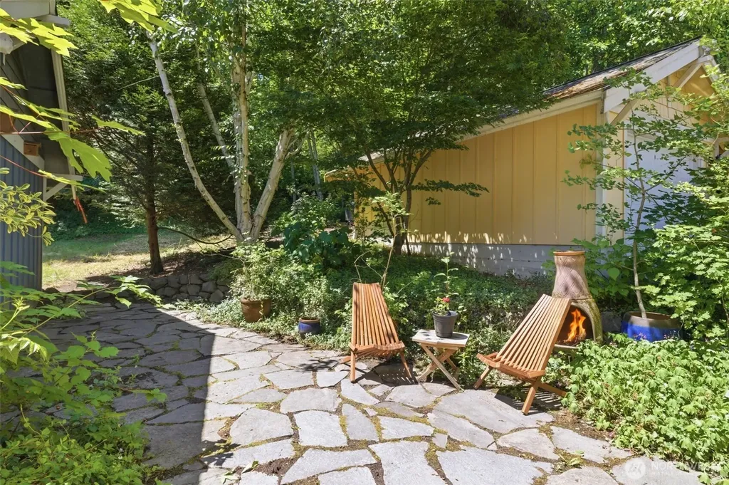 4417 28th Avenue S Seattle WA 98108