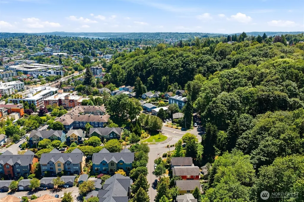 4417 28th Avenue S Seattle WA 98108