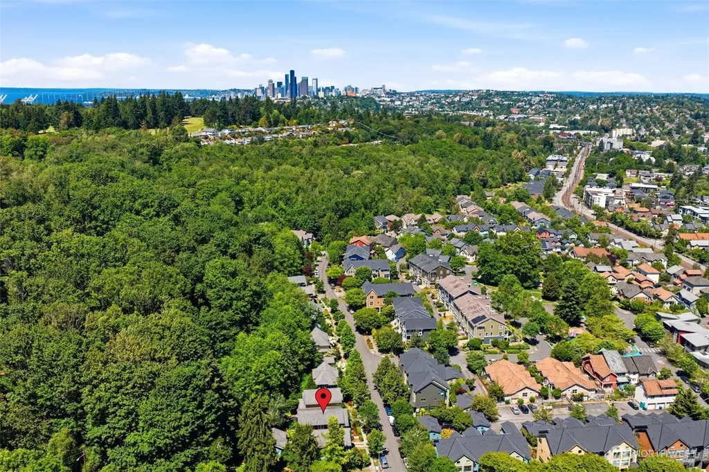 4417 28th Avenue S Seattle WA 98108