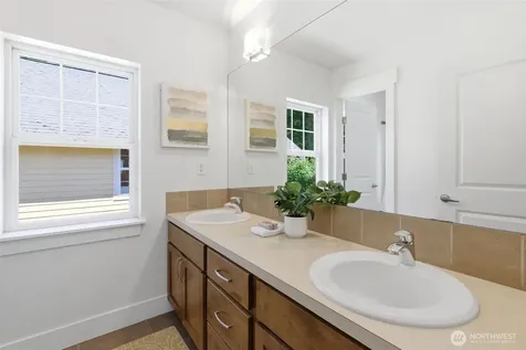 4417 28th Avenue S Seattle WA 98108