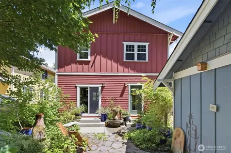 4417 28th Avenue S Seattle WA 98108