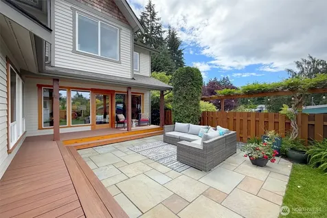 16857 Palatine Avenue N Shoreline WA 98133