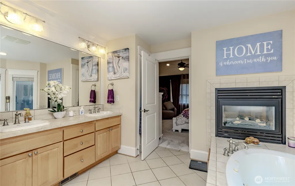 1829 SE 8th Place Renton WA 98057