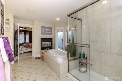 1829 SE 8th Place Renton WA 98057