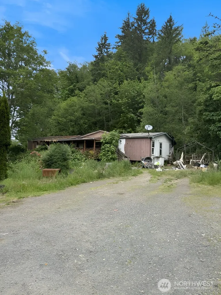 3 Malone Hill Road Elma WA 98541