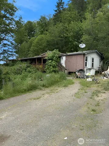 3 Malone Hill Road Elma WA 98541