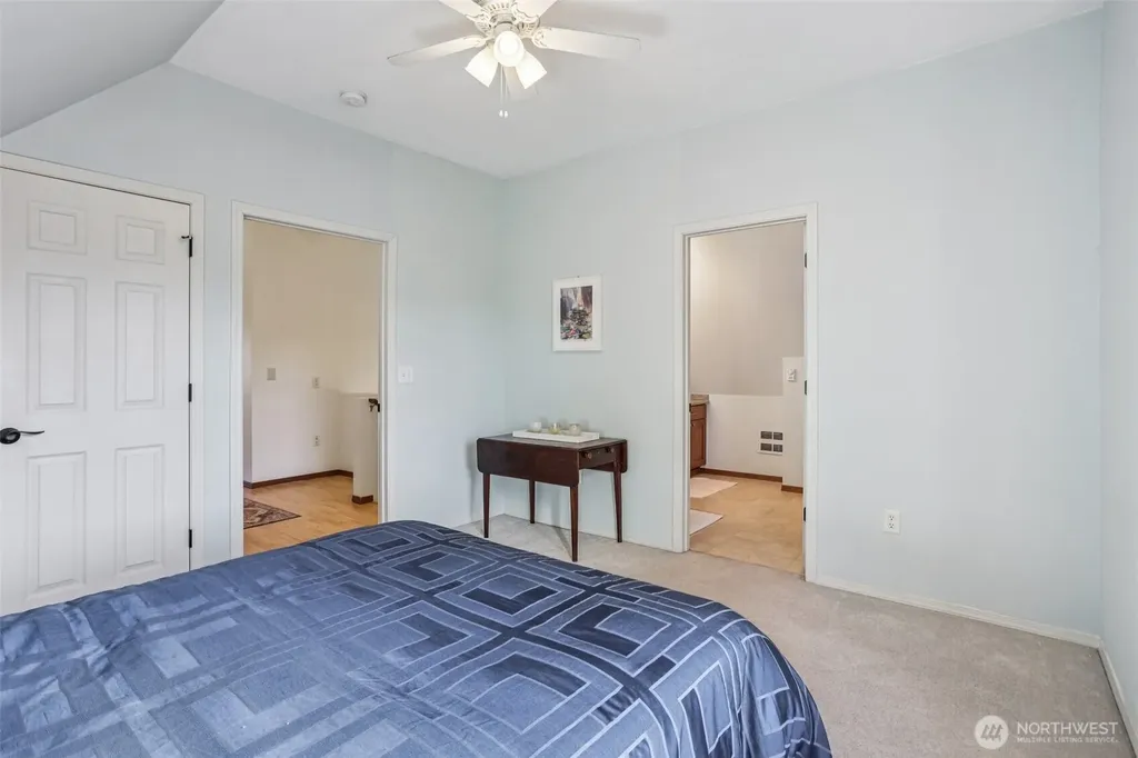511 Van De Vanter Avenue Kent WA 98030