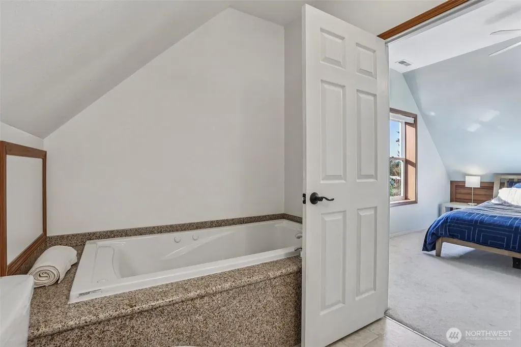 511 Van De Vanter Avenue Kent WA 98030