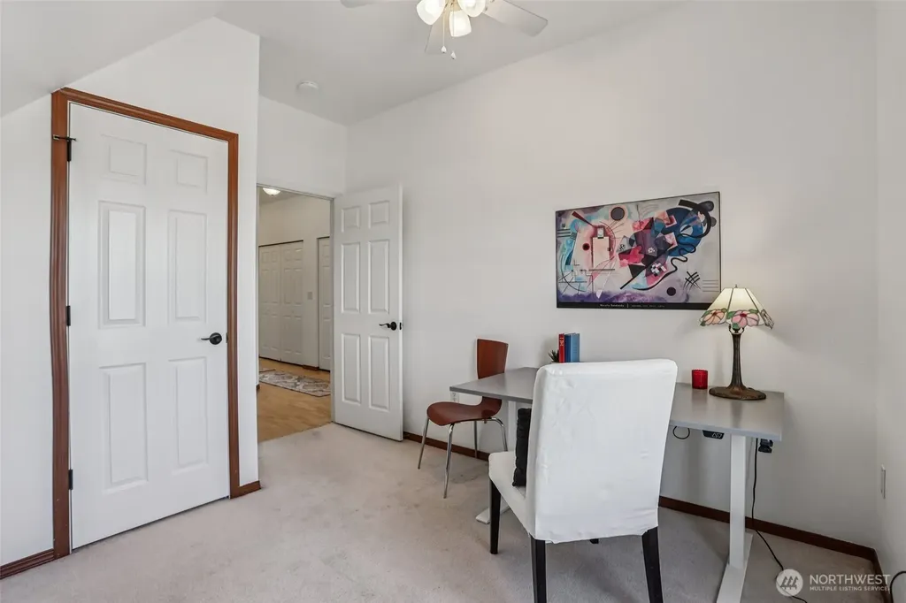 511 Van De Vanter Avenue Kent WA 98030