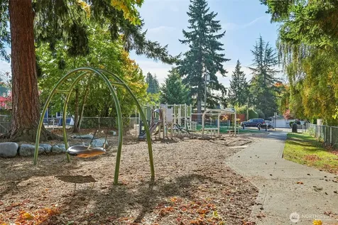 511 Van De Vanter Avenue Kent WA 98030