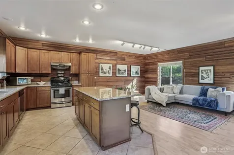 511 Van De Vanter Avenue Kent WA 98030