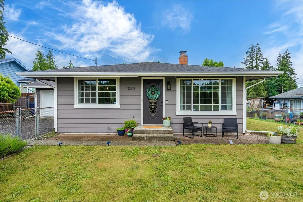 1030 118th Place SE Everett WA 98208