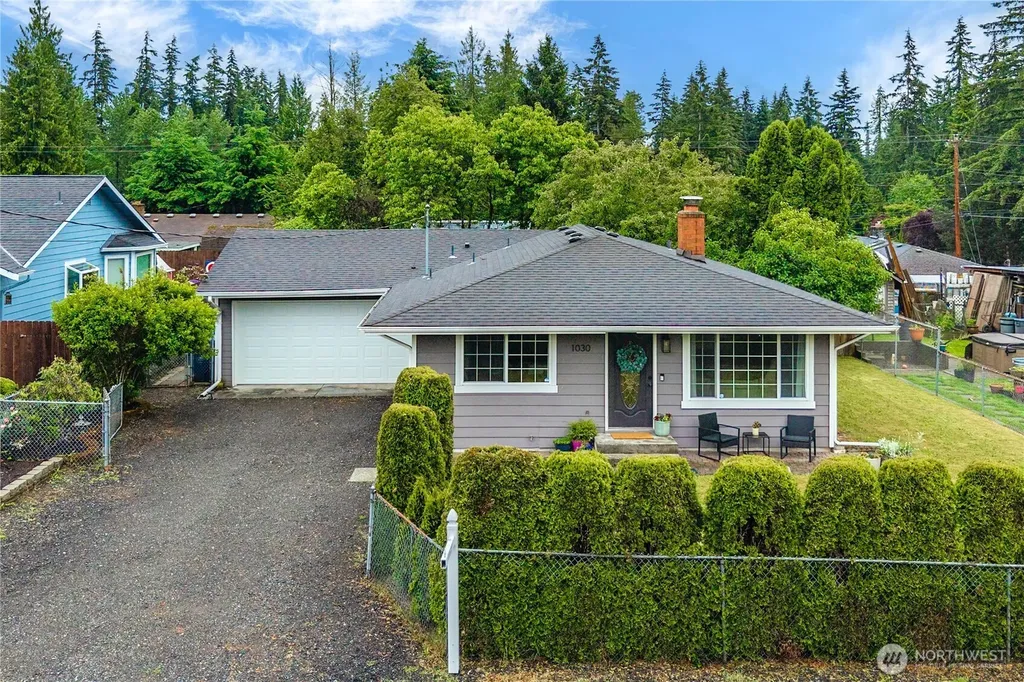 1030 118th Place SE Everett WA 98208
