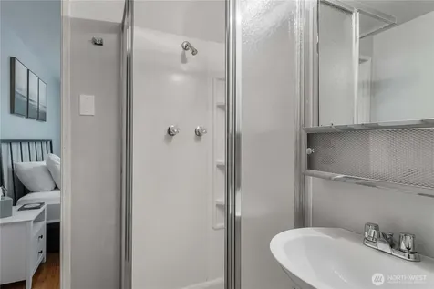1030 118th Place SE Everett WA 98208