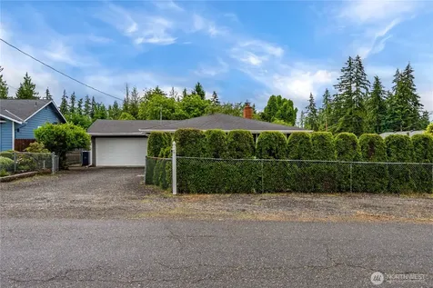 1030 118th Place SE Everett WA 98208
