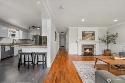 1030 118th Place SE Everett WA 98208