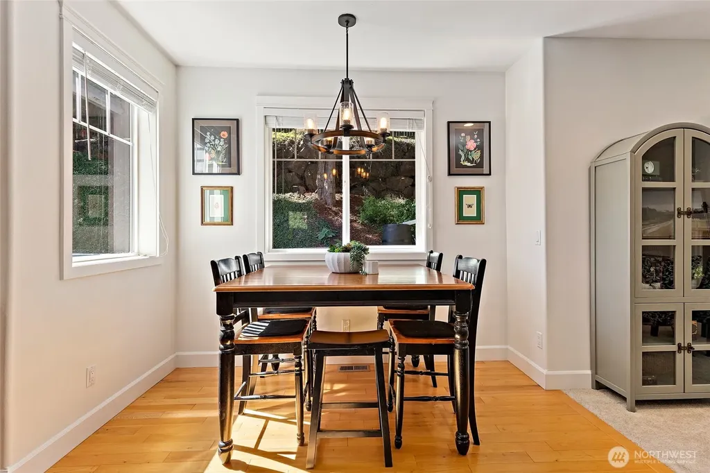 9206 234th Place SW Edmonds WA 98020