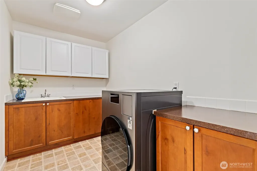 9206 234th Place SW Edmonds WA 98020