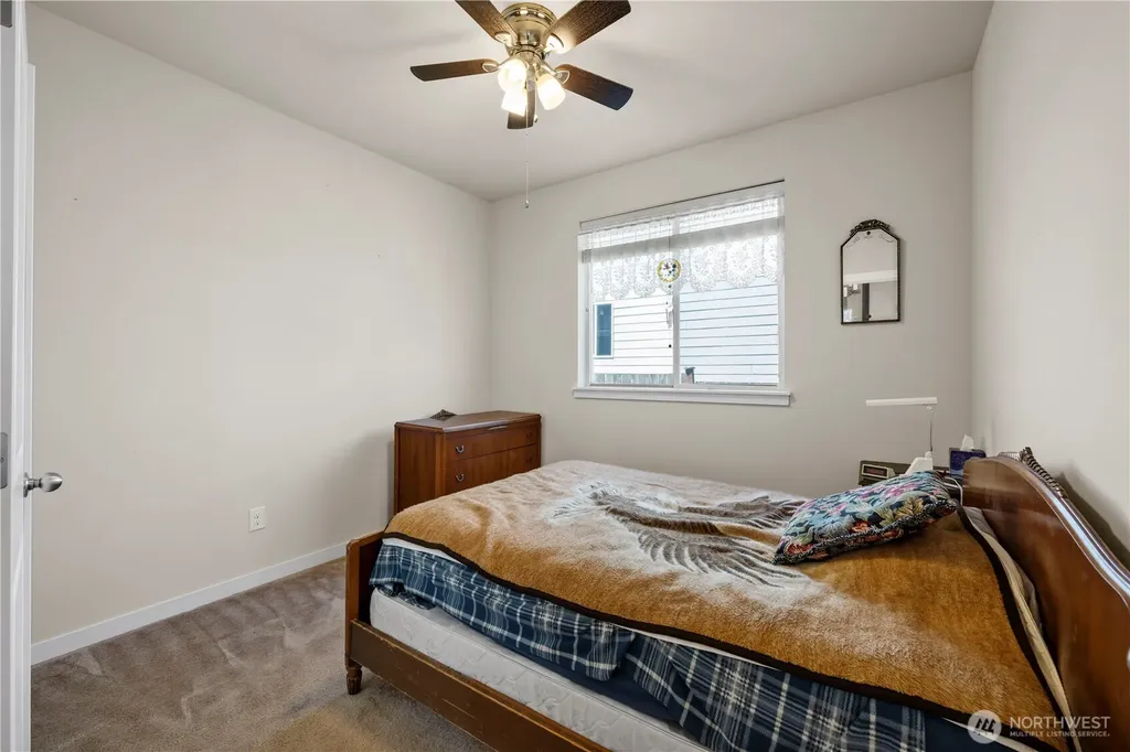 1757 Hillcrest Loop Mount Vernon WA 98274