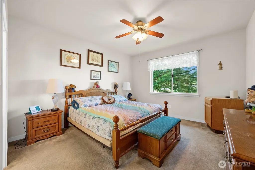 1757 Hillcrest Loop Mount Vernon WA 98274