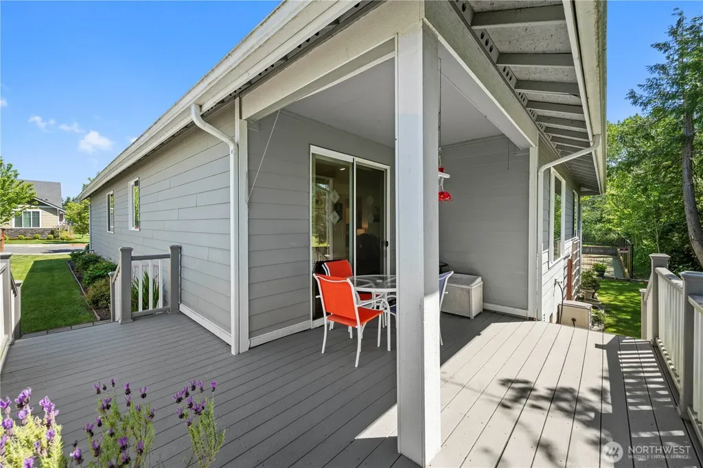 1757 Hillcrest Loop Mount Vernon WA 98274
