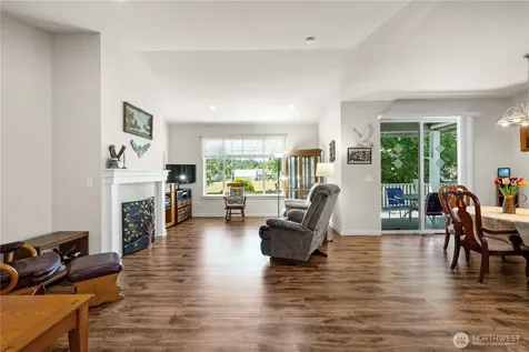 1757 Hillcrest Loop Mount Vernon WA 98274