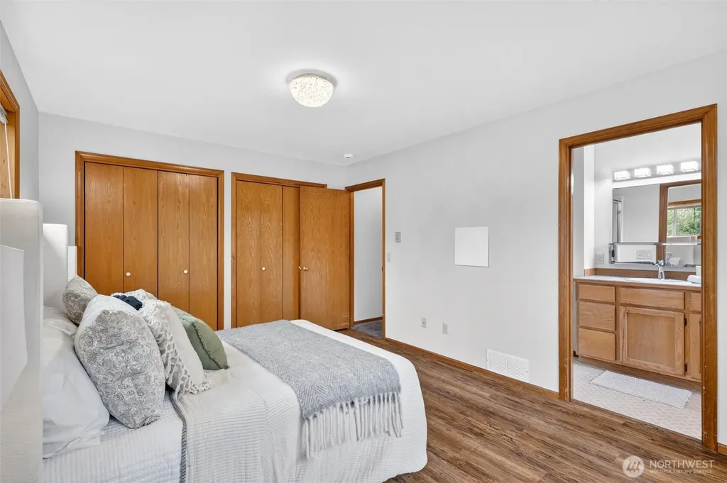 5581 Mission Road Bellingham WA 98226