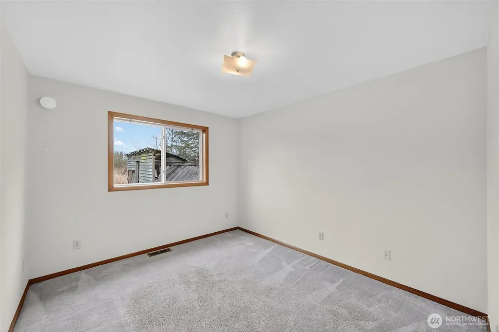 5581 Mission Road Bellingham WA 98226