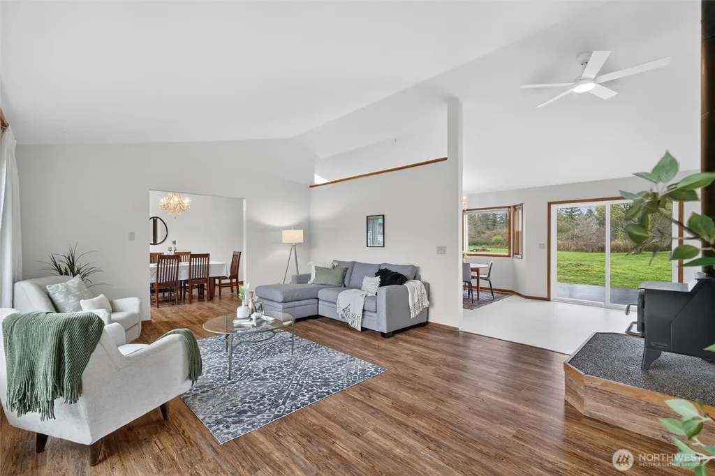 5581 Mission Road Bellingham WA 98226