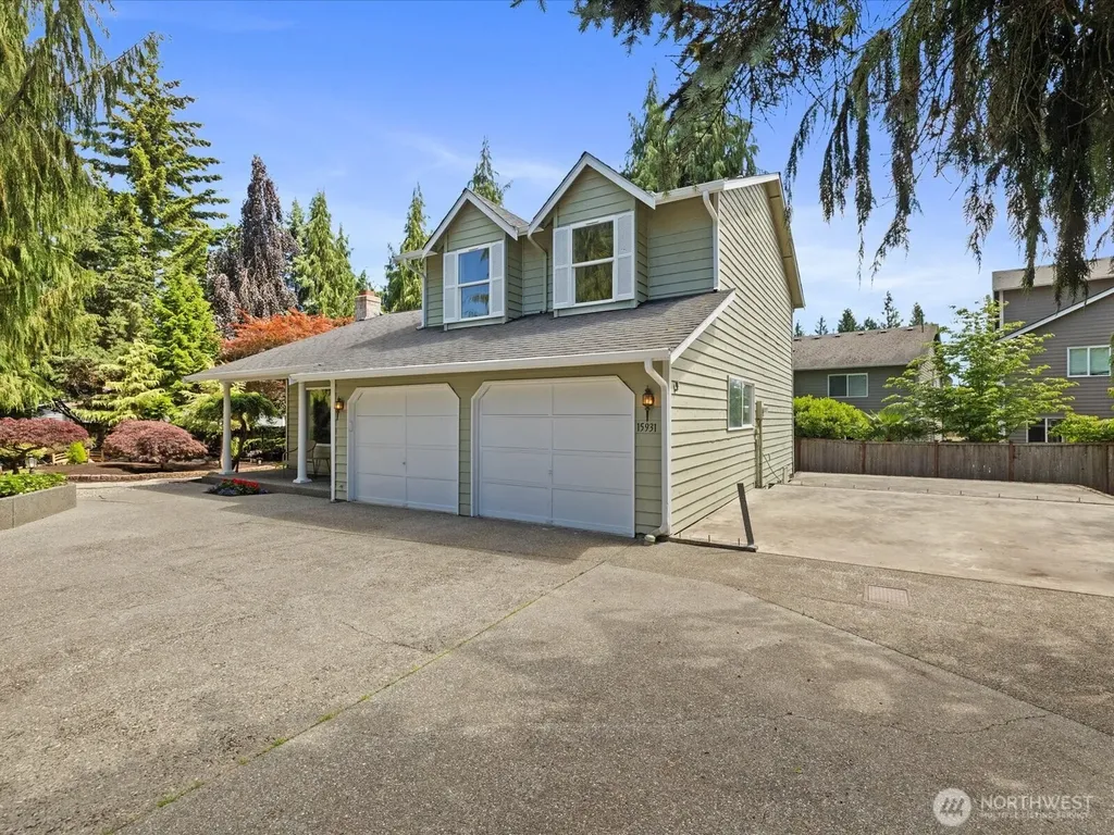 15931 2nd Place W Lynnwood WA 98087