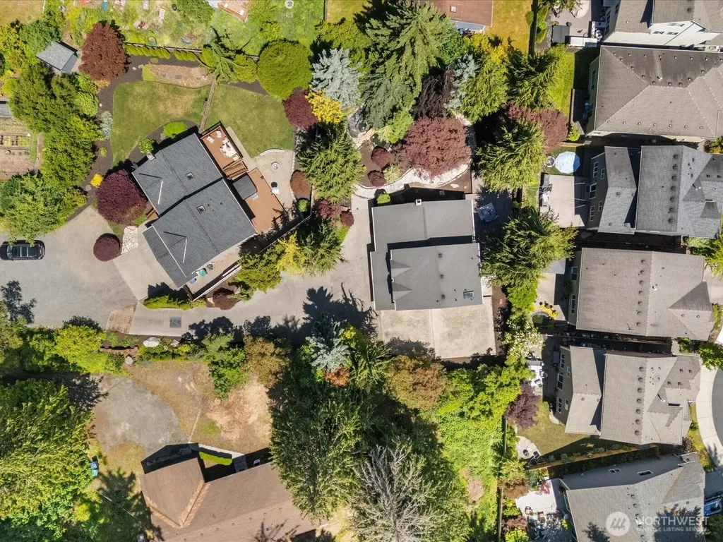 15931 2nd Place W Lynnwood WA 98087