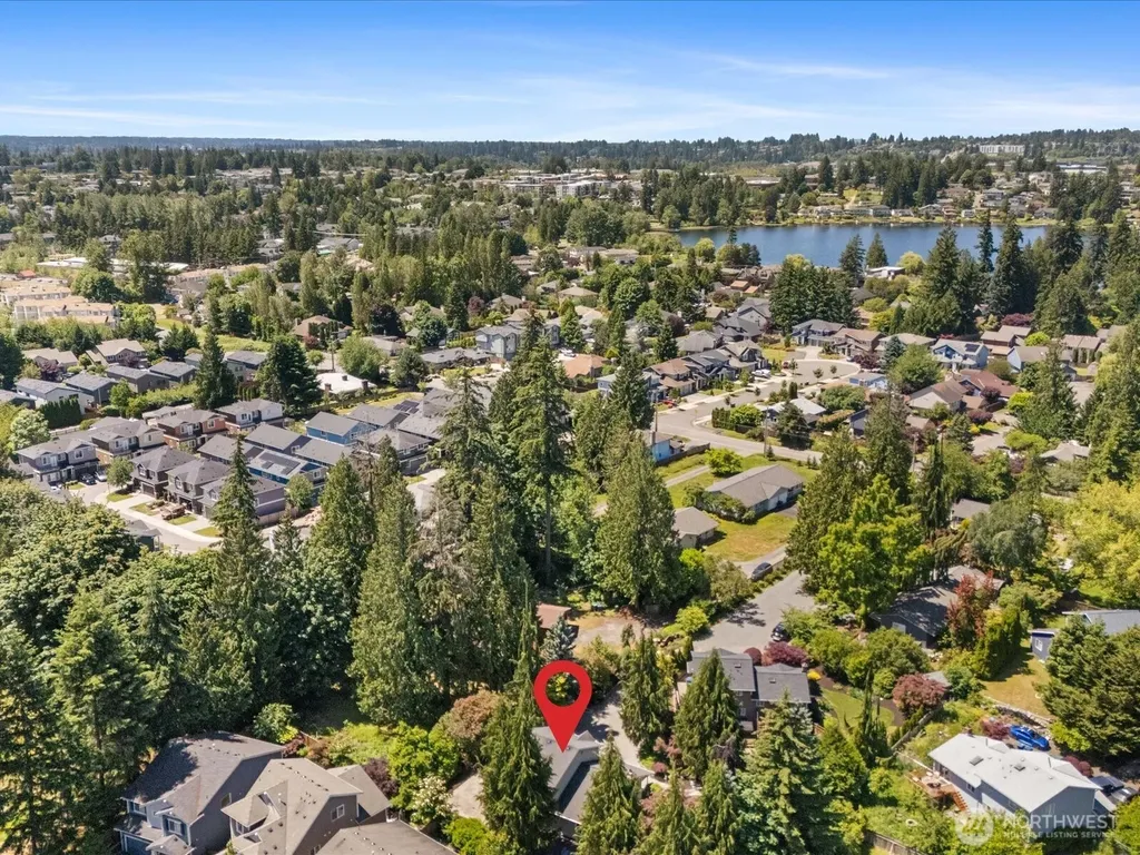 15931 2nd Place W Lynnwood WA 98087