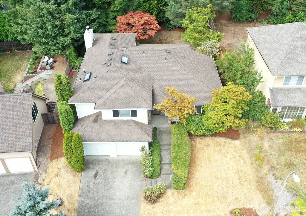 23952 SE 40th Place Sammamish WA 98029