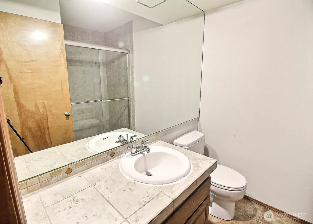 23952 SE 40th Place Sammamish WA 98029