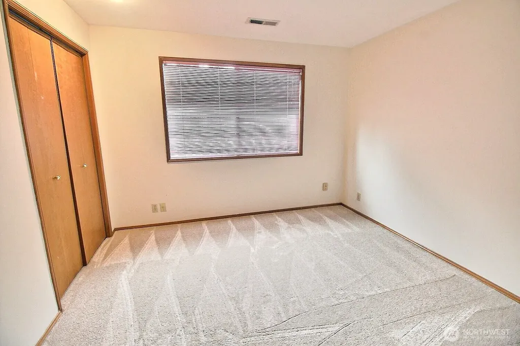 23952 SE 40th Place Sammamish WA 98029