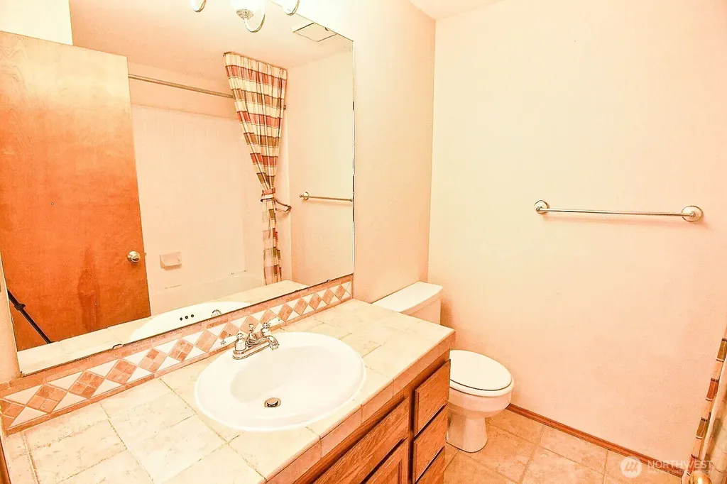 23952 SE 40th Place Sammamish WA 98029