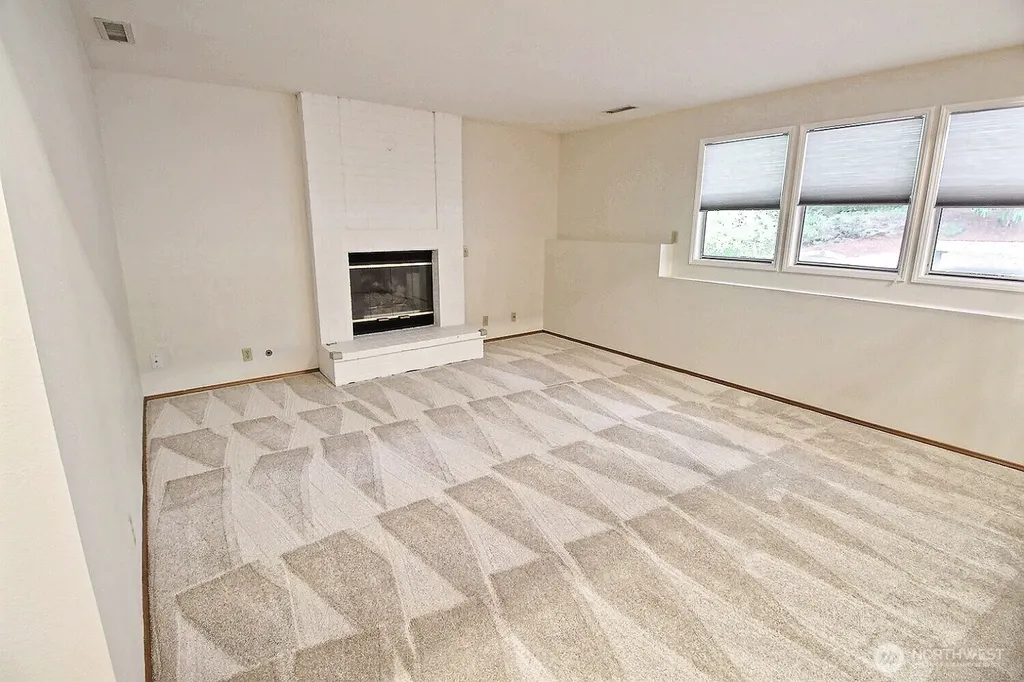 23952 SE 40th Place Sammamish WA 98029