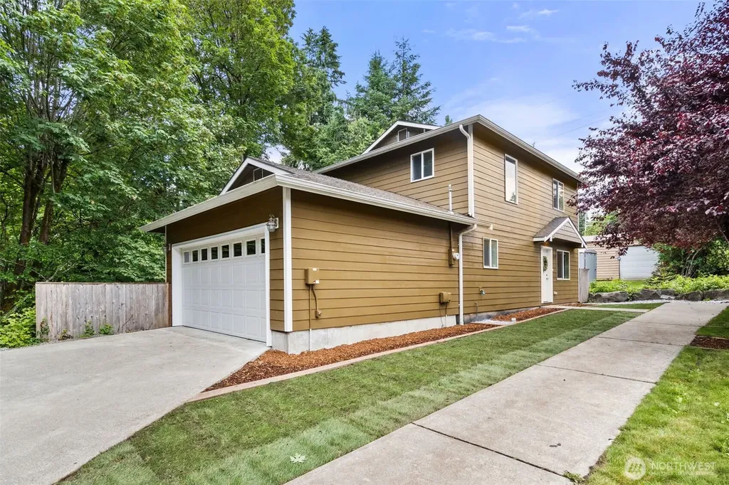 304 N 5th Avenue SW Tumwater WA 98512