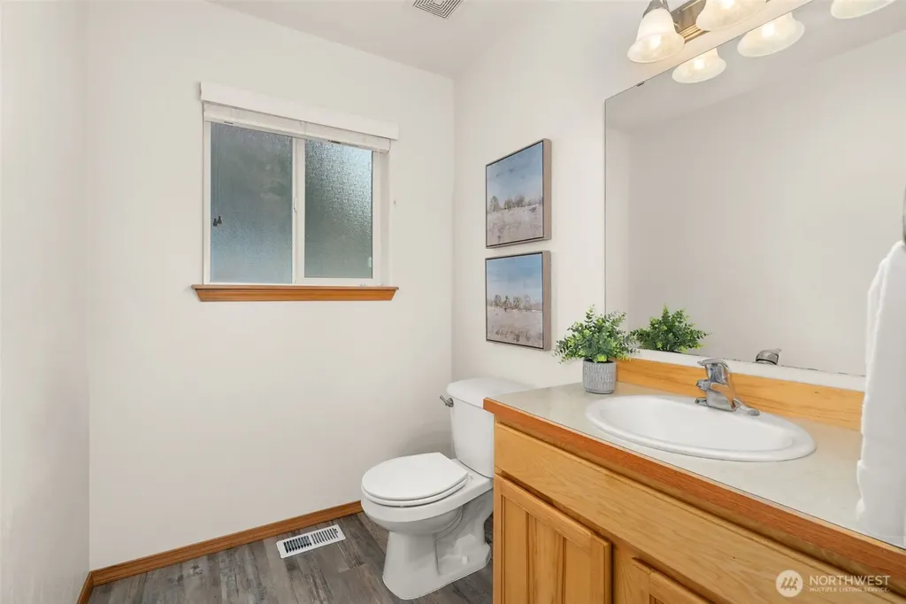 304 N 5th Avenue SW Tumwater WA 98512