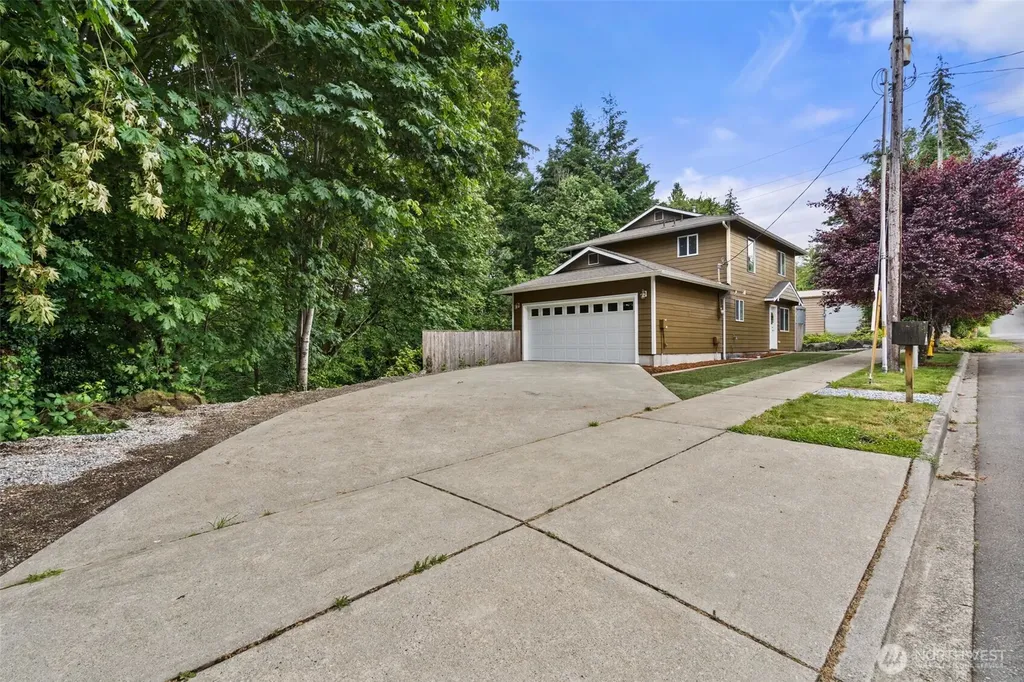 304 N 5th Avenue SW Tumwater WA 98512