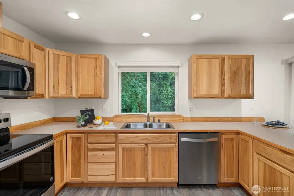 304 N 5th Avenue SW Tumwater WA 98512