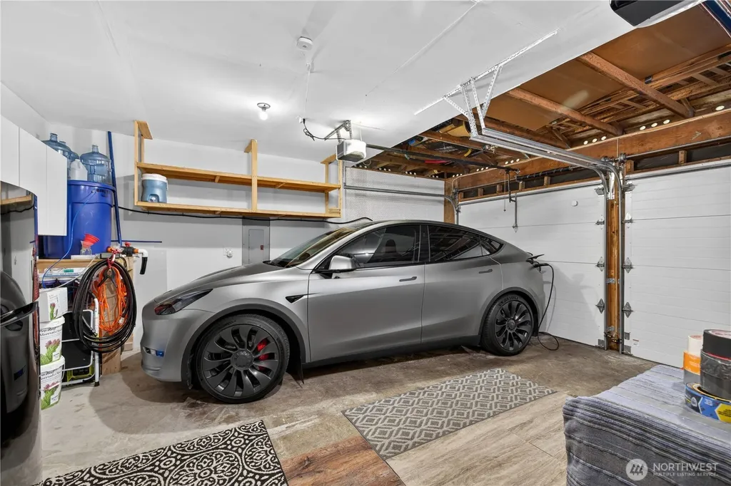 21313 NE 10th Place Sammamish WA 98074