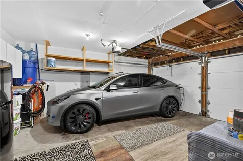 21313 NE 10th Place Sammamish WA 98074