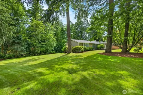 21313 NE 10th Place Sammamish WA 98074