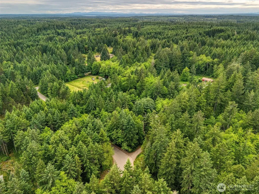 4748 SW Hunter Road Port Orchard WA 98367