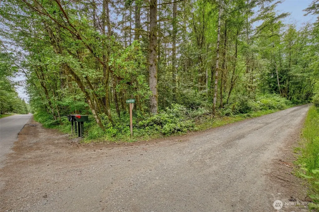 4748 SW Hunter Road Port Orchard WA 98367