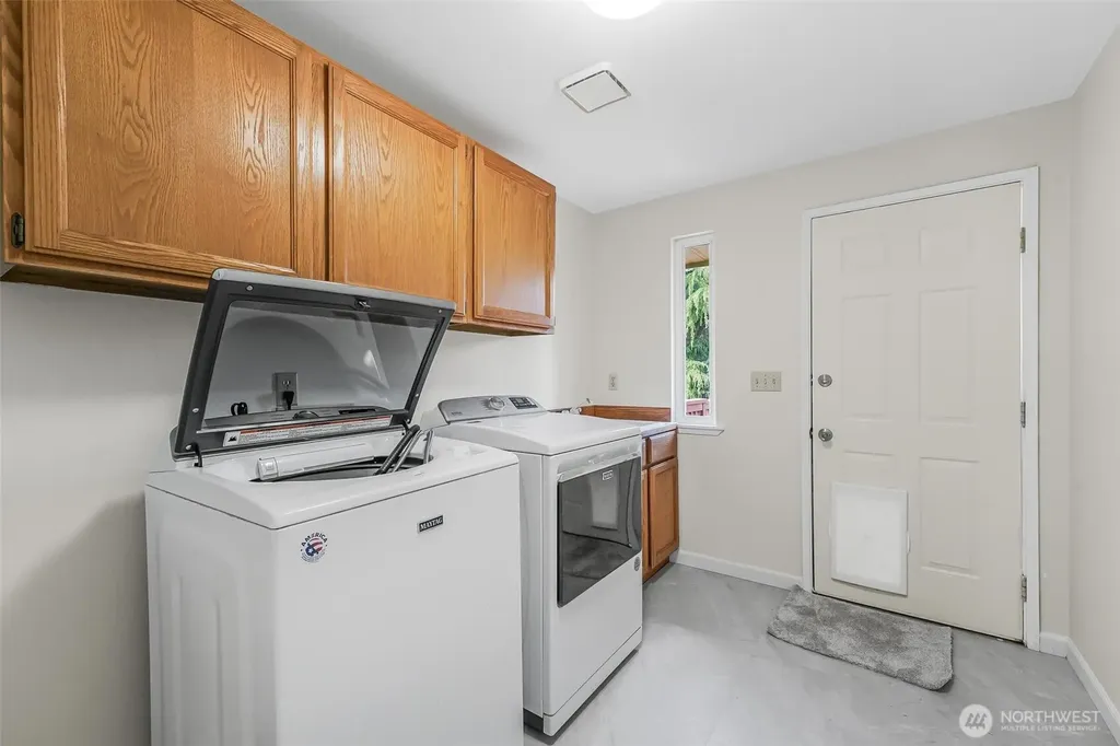745 Erik Way Camano Island WA 98282